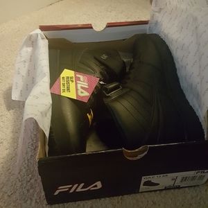 Fila Women's Slip Resistant High Top shoes